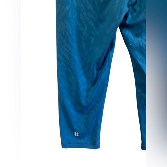 Sweaty Betty Tiger Print All Day High Waist Embossed Cropped Leggings Blue - Picture 7 of 9
